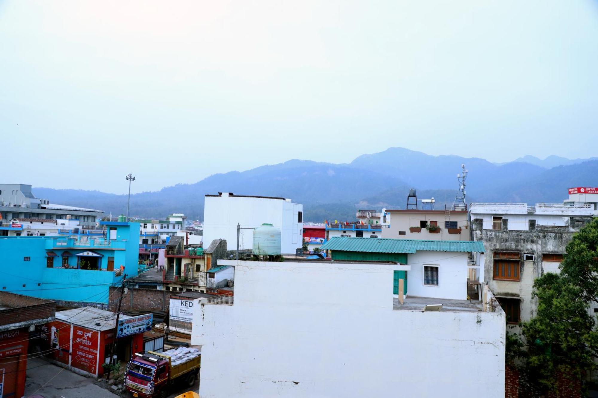 Madhuban Homestay, Natraj Chowk *